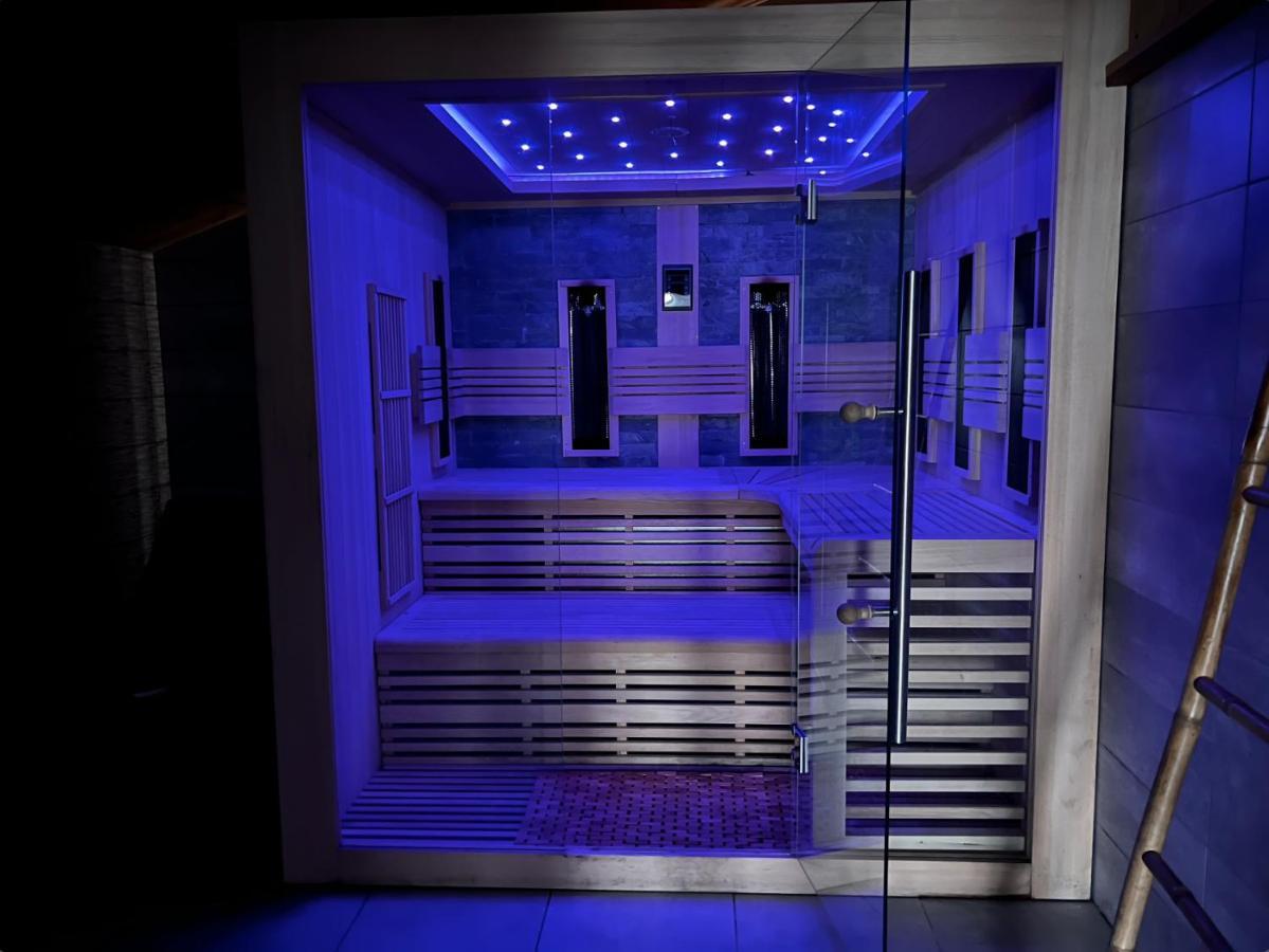 Maison Proche Du Centre De Gerardmerヴィラ エクステリア 写真